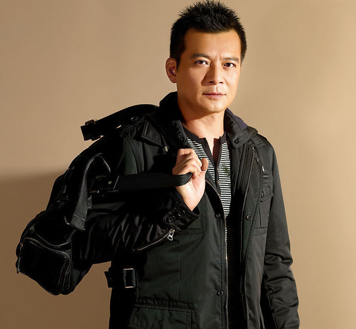 黃日華出席芝華仕河南信陽明星見面會