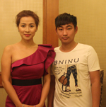 麥家琪與經紀人李志合影